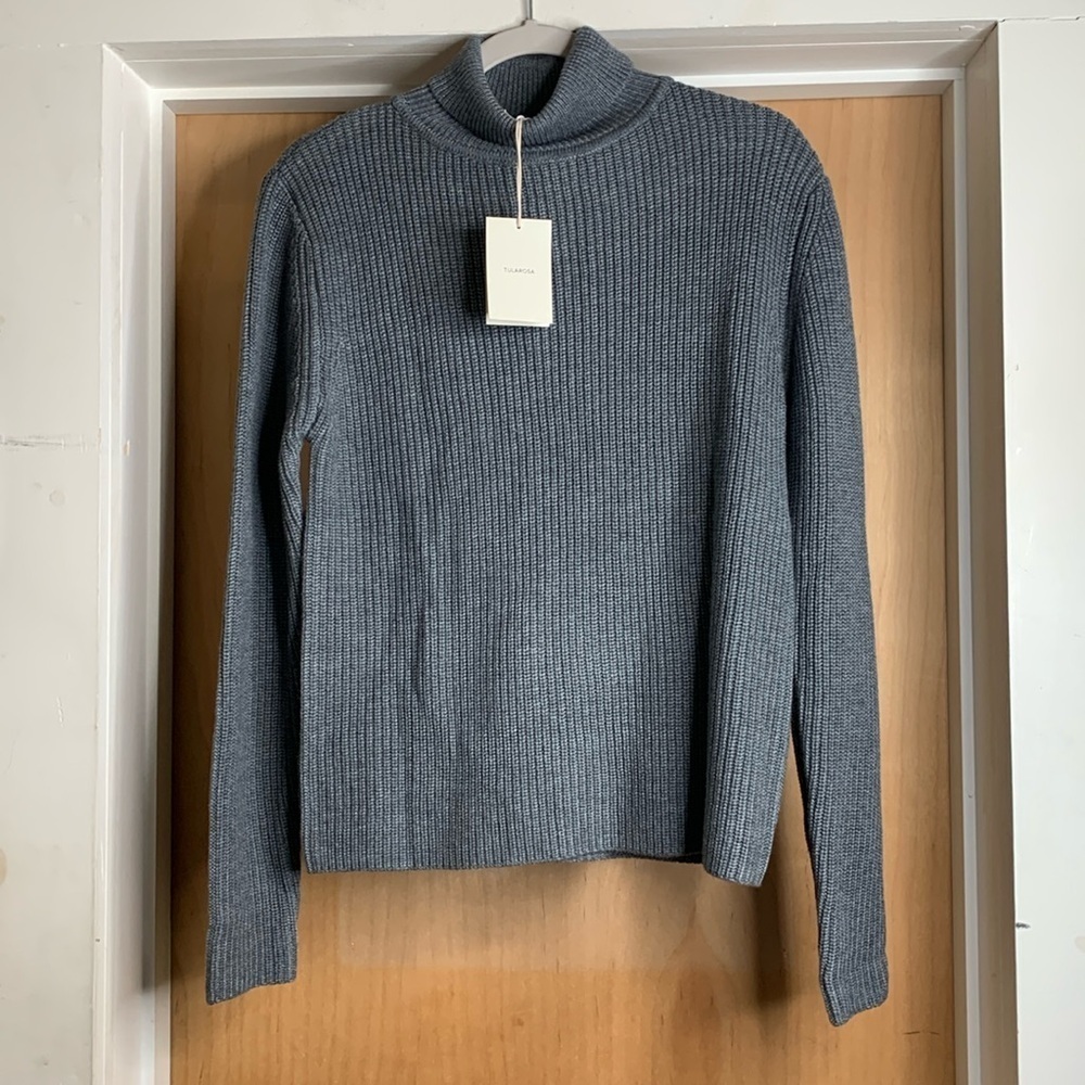NWT! Tularosa Charcoal Grey Chunky Knit High Neck Sweater - Size M